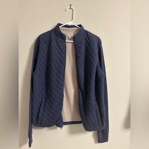 Navy blue quilted Peter Millar jacket.